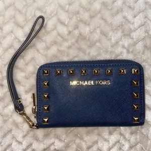Micheal Kors Wristlet Wallet